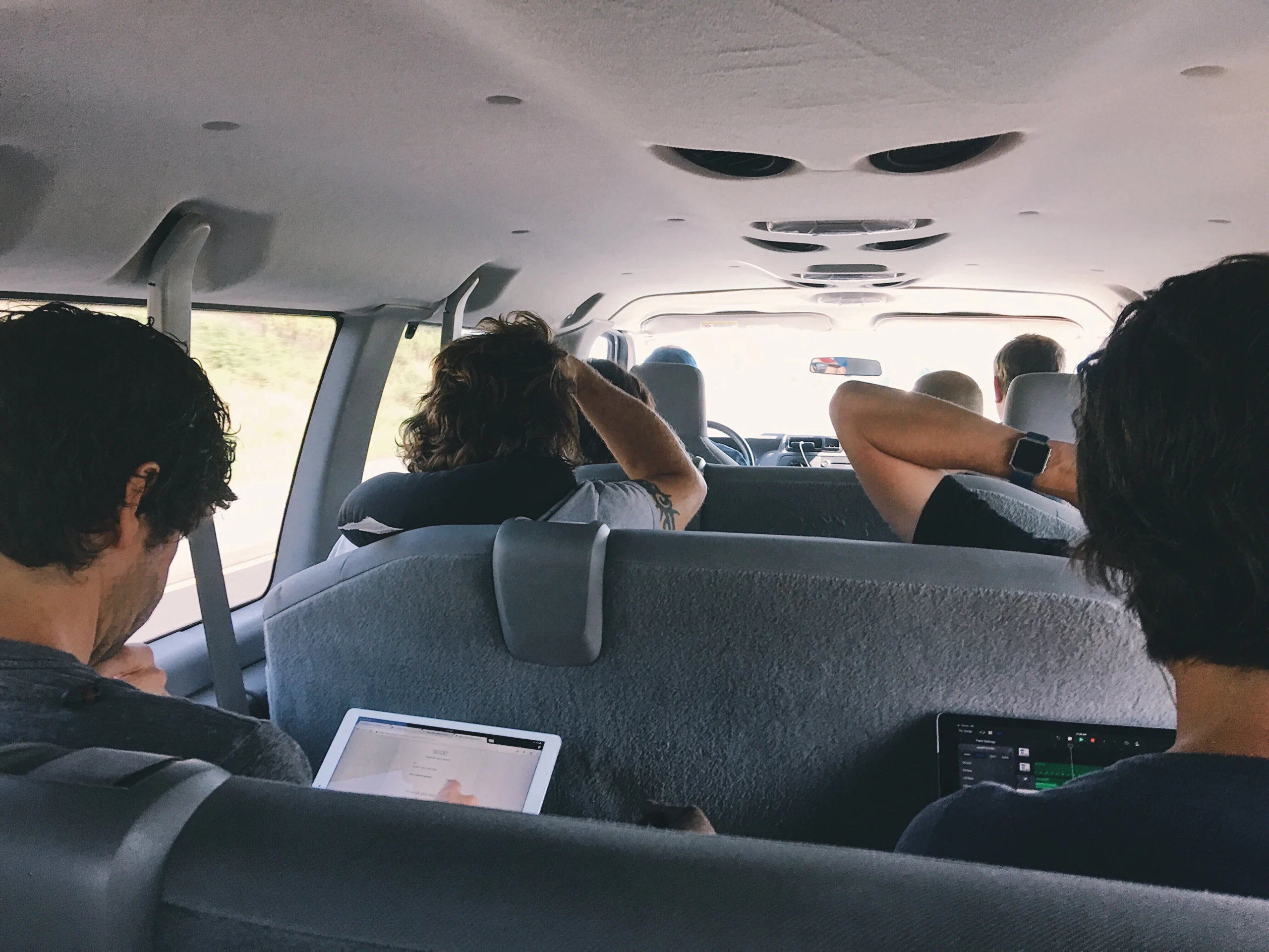 Introduction to the Definitive Minibus Hire Cost Guide 2026